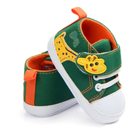 Chaussons: Baskets Girafes vert (set 3 paires)