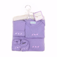 ensemble cadeau naissance bébé violet body, chaussons, bonnet, lange et ceintre violet assortis