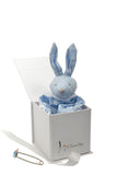 coffret cadeau naissance bijou maman ou bébé épingle bleu or  doudou lapin