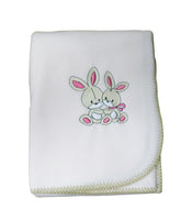 cadeau naissance couverture bébé polaire brodée lapins rose